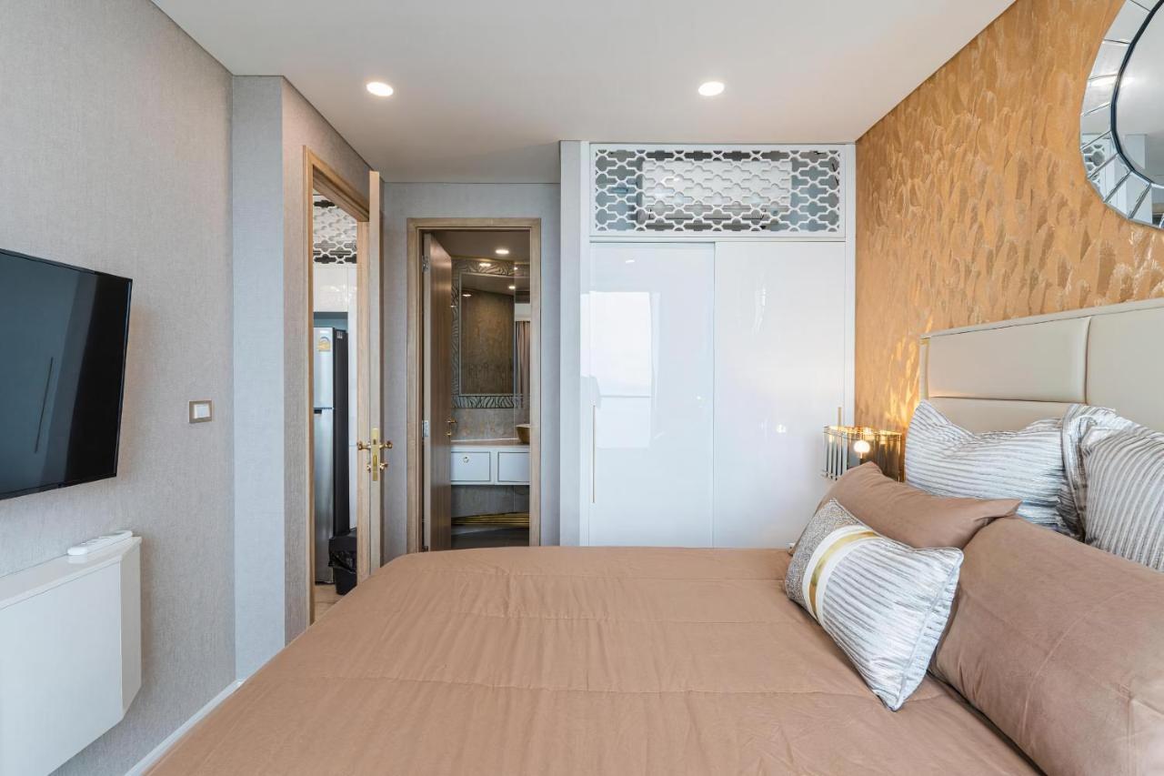 Luxury Sea View Room Beach Front Luxury Haat Jomtien Eksteriør bilde