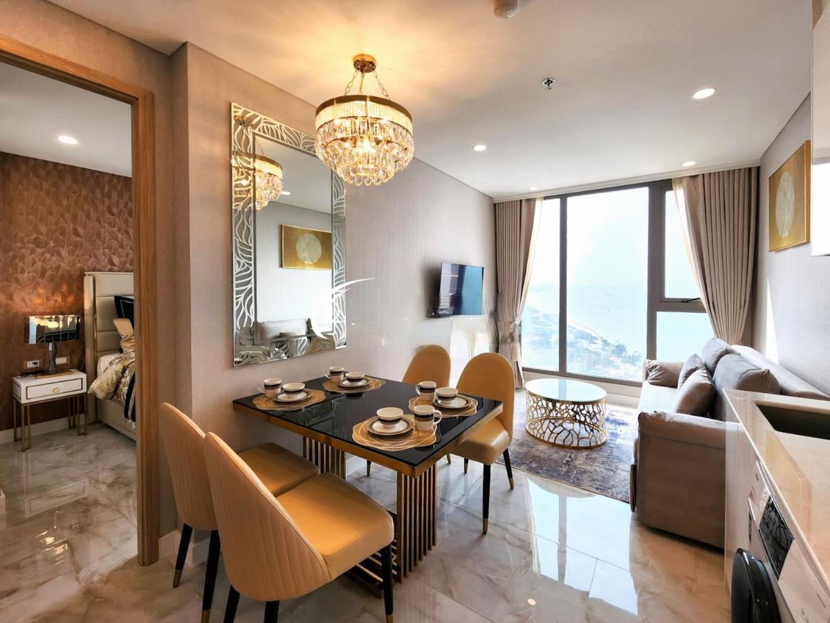 Luxury Sea View Room Beach Front Luxury Haat Jomtien Eksteriør bilde